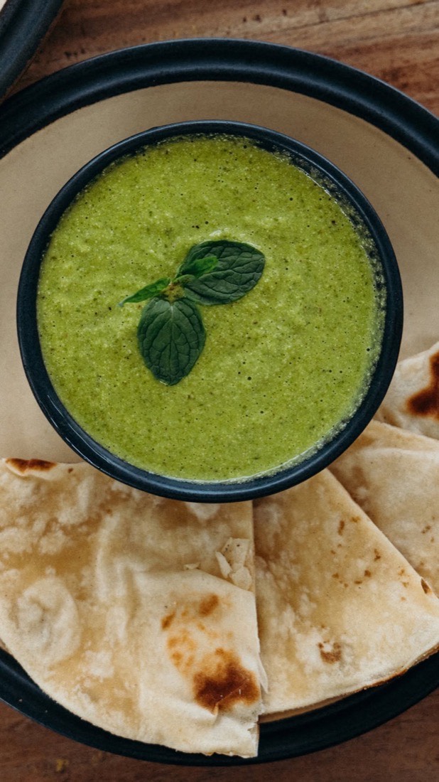 Fresh vegan food served during a yoga teacher training in Sri Lanka