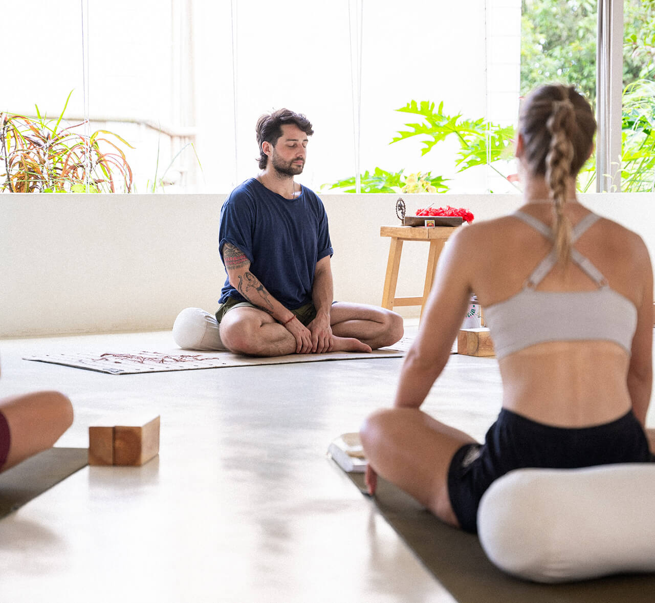 Lanka Yoga YTT-136