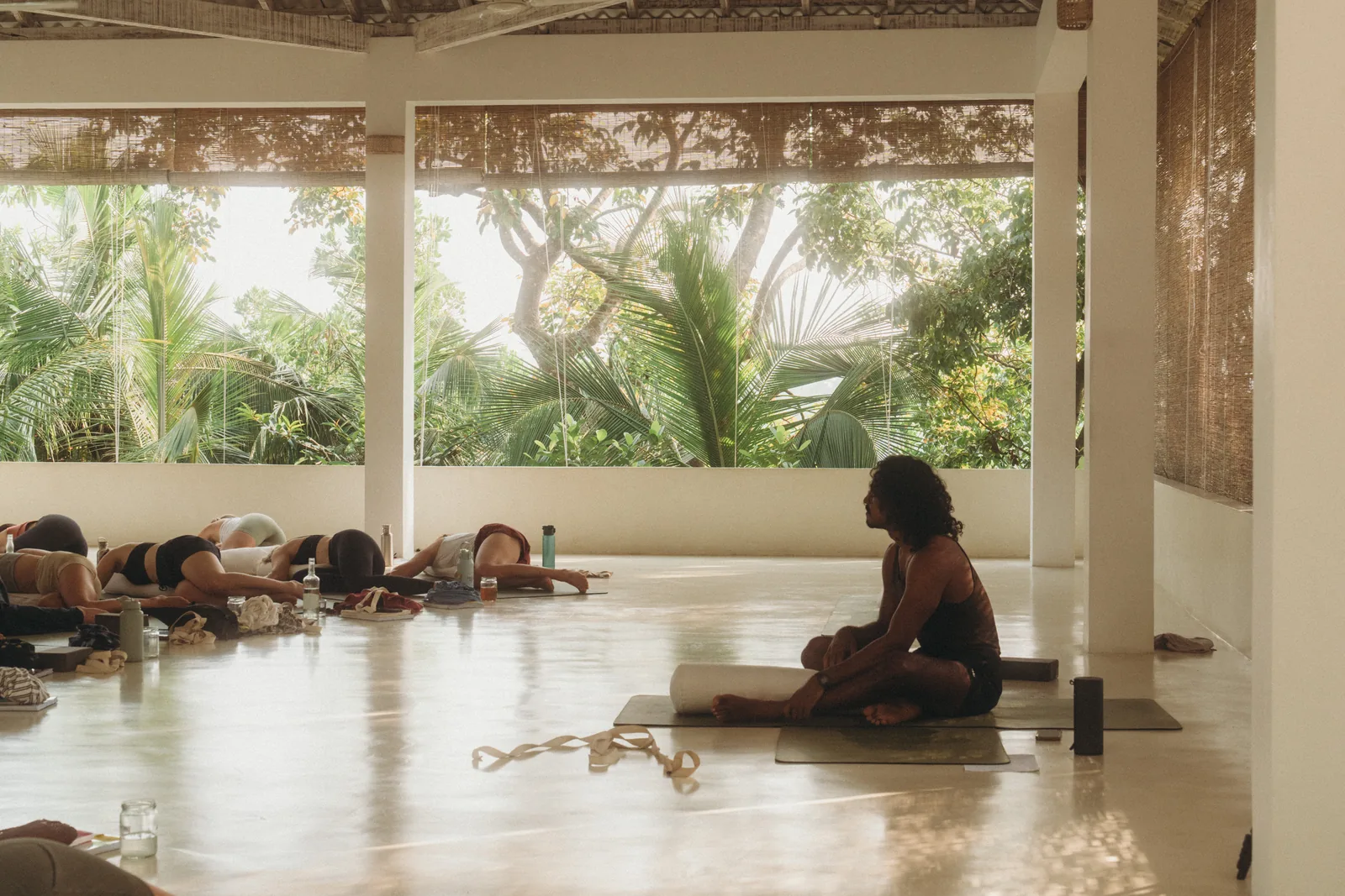 Long dining table set for guests at Lanka Yoga retreat centre